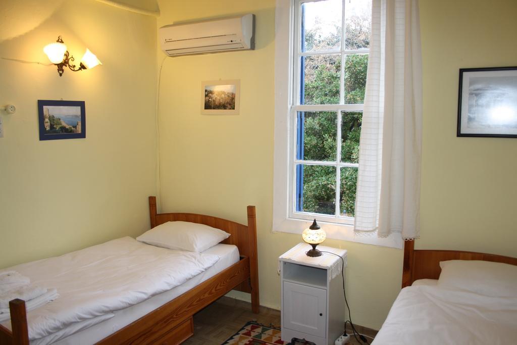 Istanbul Pension Ayvalı Pokój zdjęcie
